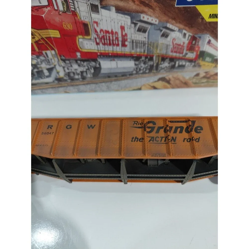 Athearn 1649 HO Gauge Model Railroad Rio Grande Weathered Gondola Car w/Box